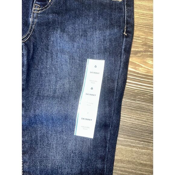 Girls' Mid-Rise Ultimate Stretch Skinny Jeans - Cat & Jack Dark Blue. Size 6. Q - Picture 3 of 5